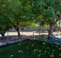 Fabulously Presented Family Retreat on Bribie Island - 2032 Olympic Games