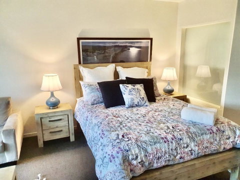 FAMILY ISLAND GETAWAY - BEACHFRONT APARTMENT - 2032 Olympic Games 1