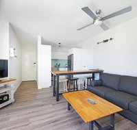 Flynns Beach Apartments 4 41 Pacific Drive - 2032 Olympic Games