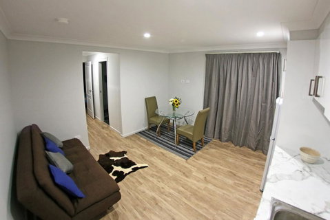 Granny Flat Next To Golf Course - 2032 Olympic Games 1