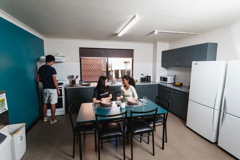 Guild House 6 Bedroom Flat - 2032 Olympic Games 2