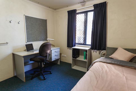 Guild House 6 Bedroom Flat - 2032 Olympic Games 3