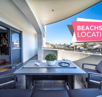 Higher Ground on Seaview-Superb Beach Lifestyle - Wifi - Metres from the beach - 2032 Olympic Games