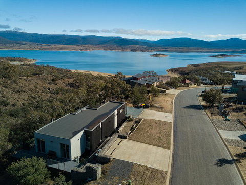 JINDY HOUSE BRAND NEW And STYLISH AMAZING VIEWS - 2032 Olympic Games 2