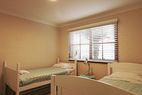 Jodi's Beach Retreat Eden - 2032 Olympic Games 1