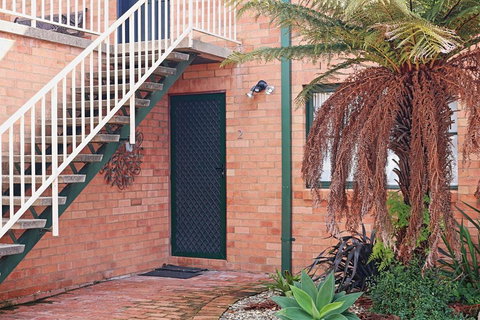 Jodi's Beach Retreat Eden - 2032 Olympic Games 3