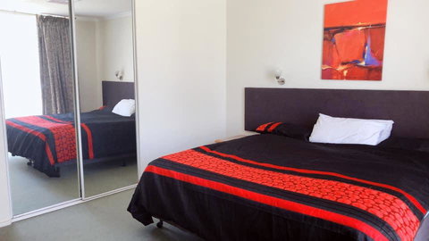 John And Agnes - 2032 Olympic Games 1