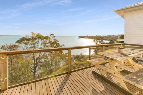 Lakescapes Cottage - 180 Degree Panoramic Views - 2032 Olympic Games 2