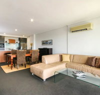 Large 3 Bedroom Apartment with River Views near the Stadium - 2032 Olympic Games