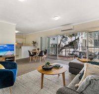 Large and Airy Unit in Quiet Riverside Suburb - 2032 Olympic Games