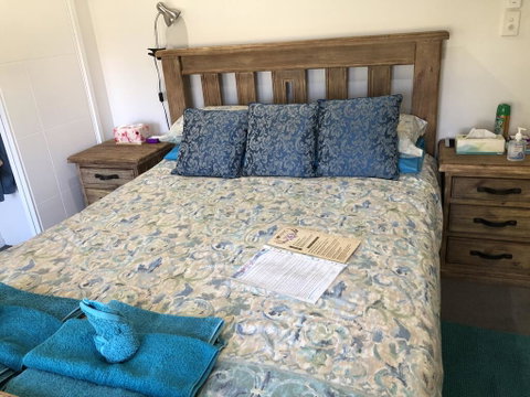 M & T's Waterfront Bed & Breakfast - 2032 Olympic Games 1