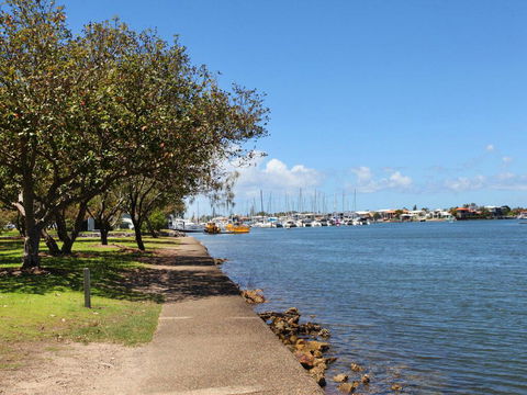 Maui 6 - 2 BDRM Apt On Parkyn Pde - 2032 Olympic Games 2
