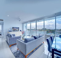 Modern Contemporary Southport Apartment - 2032 Olympic Games