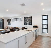 Modern Luxury at Christies Beach