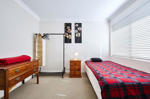 Fremantle Townhouse U/5 - 2032 Olympic Games 9