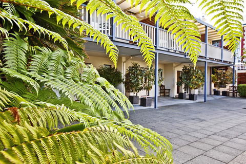 Fremantle Townhouse U/5 - 2032 Olympic Games 15