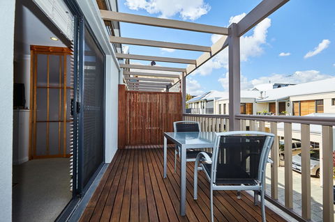 Fremantle Townhouse U/5 - 2032 Olympic Games 11