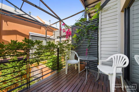 Spacious Central Townhouse - 2032 Olympic Games 10