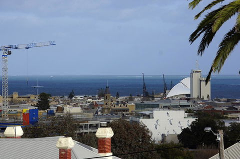 Studio 208 With Ocean Views - 2032 Olympic Games 22