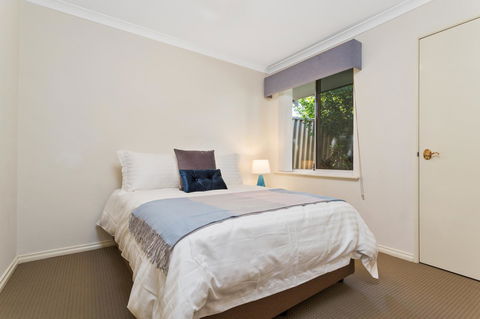 Como South Perth Villa - 2032 Olympic Games 6