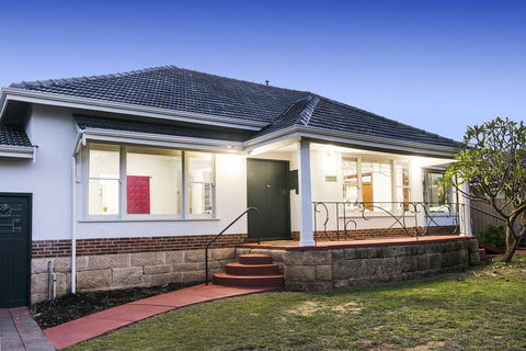 Big House Heated Pool 11 Beds Como / South Perth / Applecross - 2032 Olympic Games 5