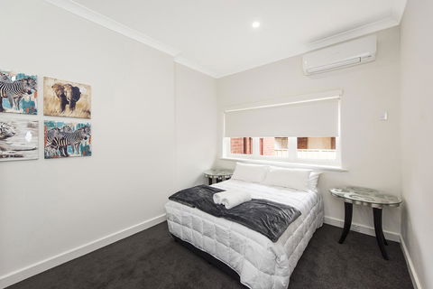 Big House Heated Pool 11 Beds Como / South Perth / Applecross - 2032 Olympic Games 19