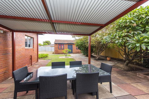 Big House Heated Pool 11 Beds Como / South Perth / Applecross - 2032 Olympic Games 28