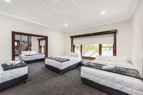 Big House Heated Pool 11 Beds Como / South Perth / Applecross - 2032 Olympic Games 17