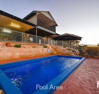 3 Kestrel Place - PRIVATE JETTY  POOL - 2032 Olympic Games