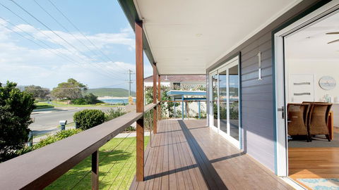 No. 1 Fingal Bay Beach House - The Little Abode - 2032 Olympic Games 0