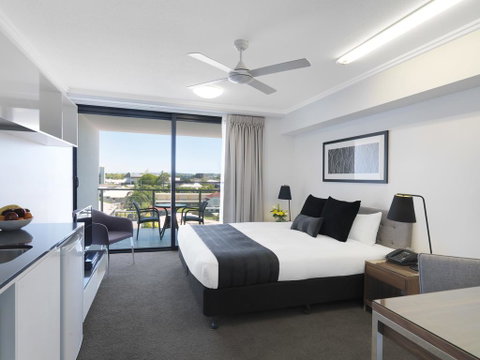 Oaks Mackay Carlyle Suites - 2032 Olympic Games 0