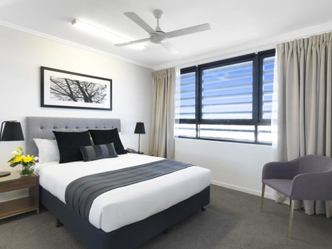 Oaks Mackay Carlyle Suites - 2032 Olympic Games 1