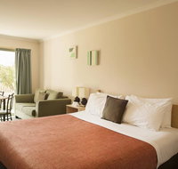 Rose Garden Motel - 2032 Olympic Games