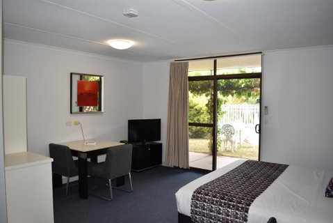 Roundhouse Motel - 2032 Olympic Games 3