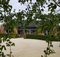 Hazelcreek Cottages