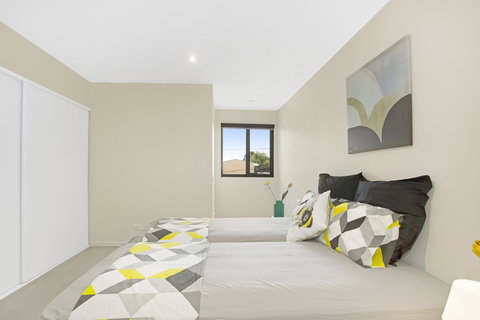 Astra Apartments Glen Waverley @Springvale RD - 2032 Olympic Games 19
