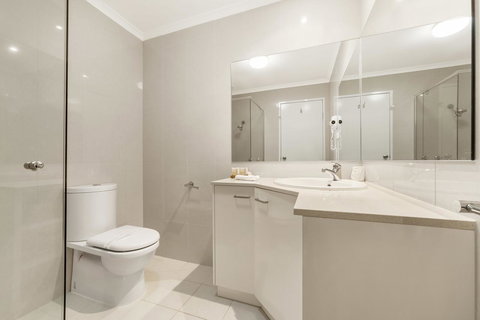 Ciloms Airport Lodge - 2032 Olympic Games 11