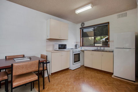 Eastern Beach Holiday Units - 2032 Olympic Games 3