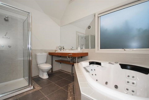 Two Truffles Cottages - 2032 Olympic Games 7