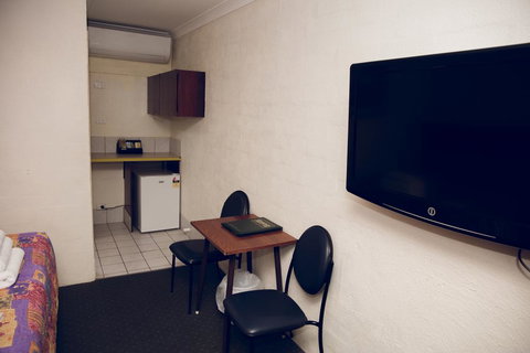 The Miners Rest Motel - 2032 Olympic Games 1