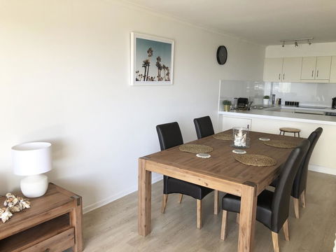Sunshine Beach Luxe Apartment - 2032 Olympic Games 29