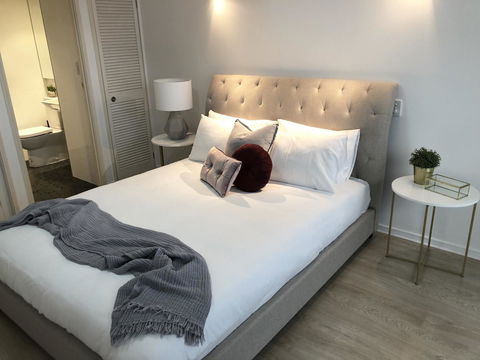 Sunshine Beach Luxe Apartment - 2032 Olympic Games 14