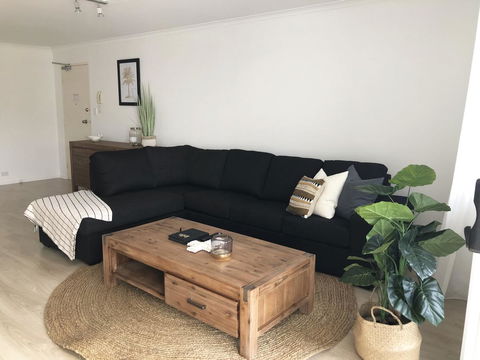 Sunshine Beach Luxe Apartment - 2032 Olympic Games 20