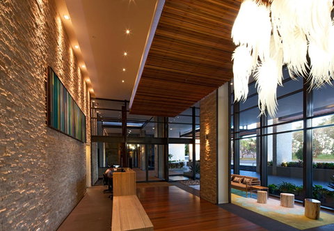 Oaks Redcliffe Mon Komo Suites - 2032 Olympic Games 13
