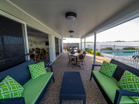 Mackay Oceanside Central Hotel Official - 2032 Olympic Games 32