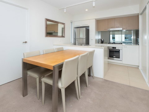 Mowbray East Apartments - 2032 Olympic Games 21