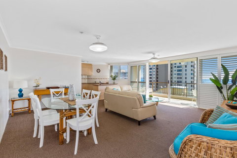 Rainbow Commodore Coolangatta - 2032 Olympic Games 22