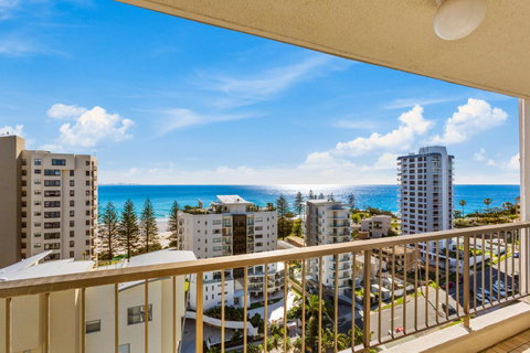Rainbow Commodore Coolangatta - 2032 Olympic Games 3