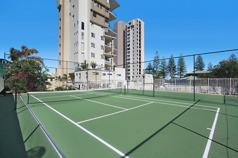 Rainbow Commodore Coolangatta - 2032 Olympic Games 40