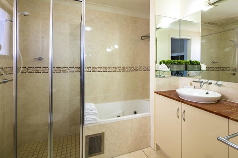 Jack And Newell Holiday Apartments - 2032 Olympic Games 37